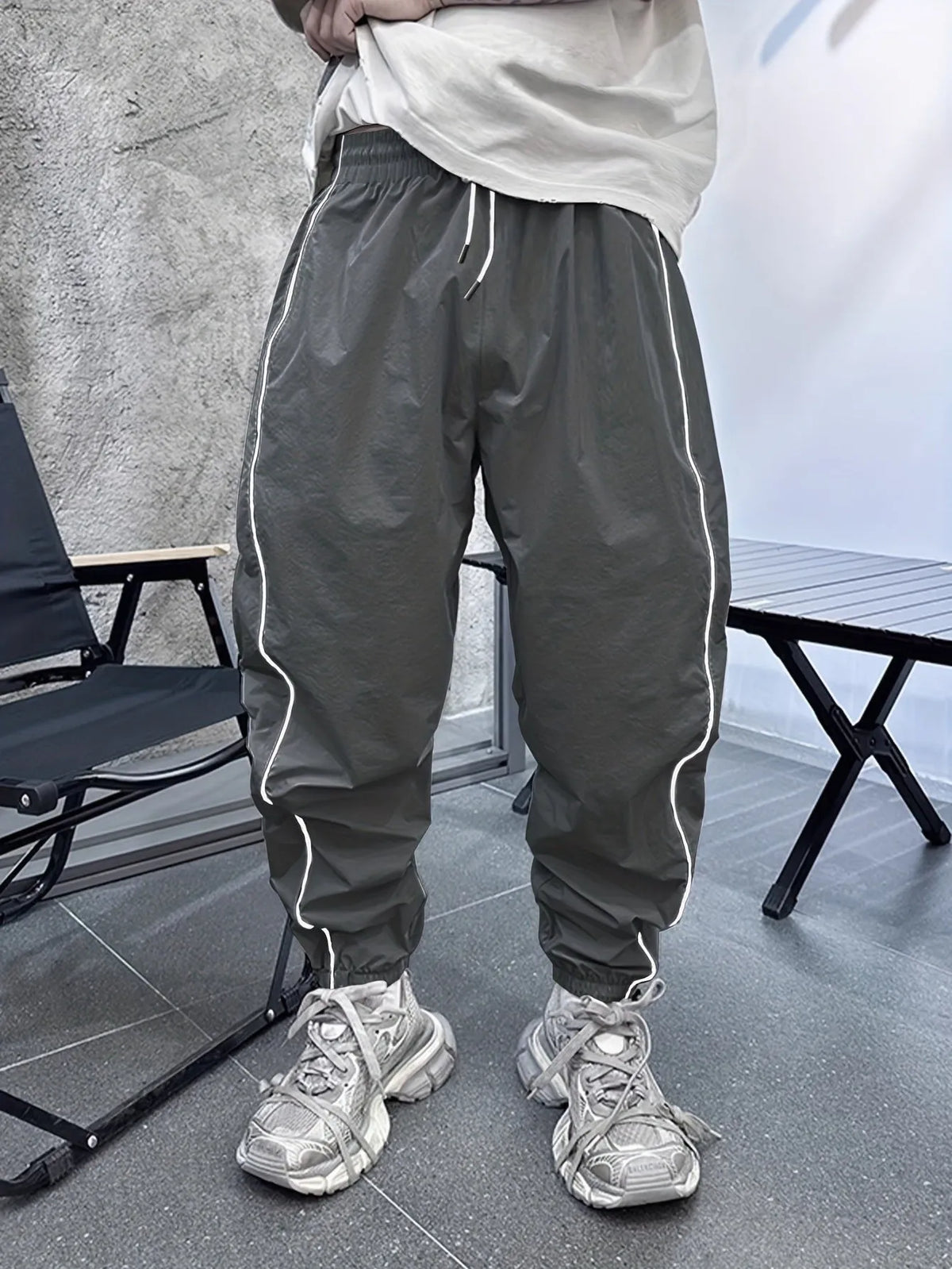 Men's bamboo fibre casual sports trousers in cropped length with high elasticity