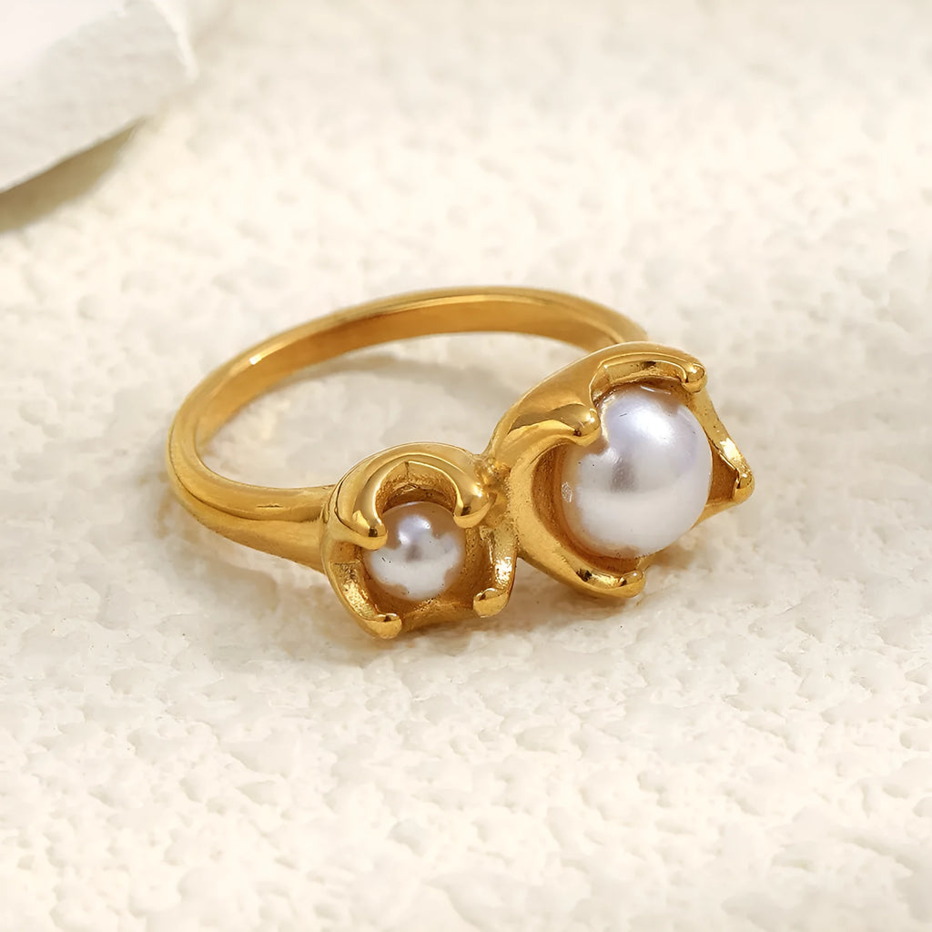 Gold stainless steel ring for women with bud imitation pearl and flower geometric design, sizes No 6 to No 8